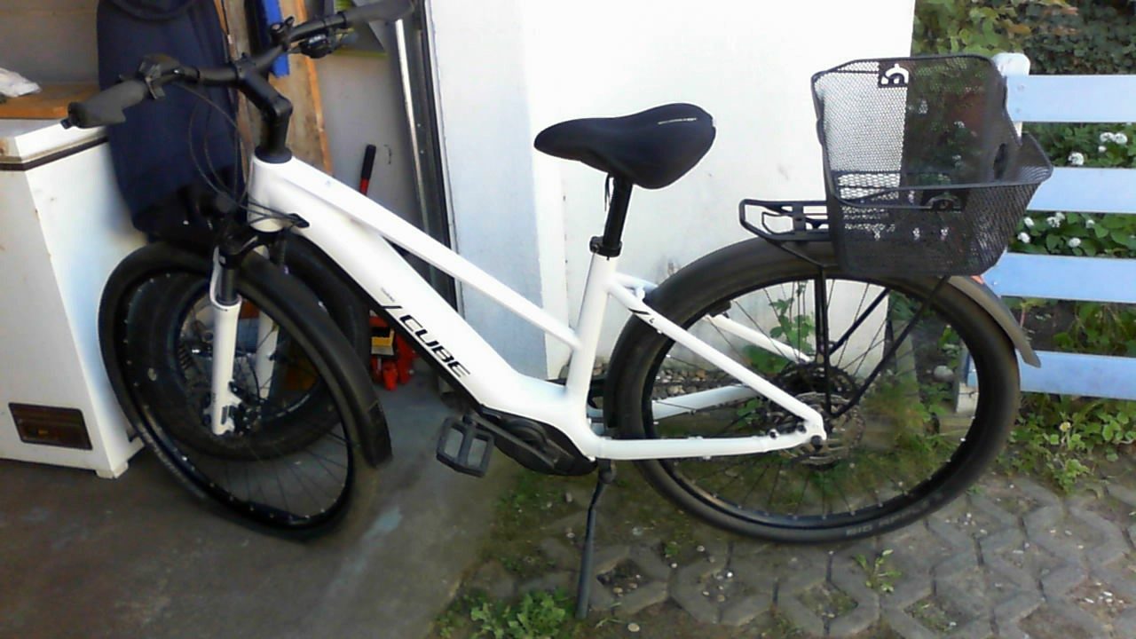Cube Hybrid One